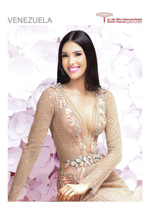 Melissa Jimenez xuất phát là người mẫu, vận động viên thể hình. Với nụ cười sáng sân khấu, sức khỏe dẻo dai, đại diện Venezuela được kỳ vọng làm nên chuyện trong chung kết.
