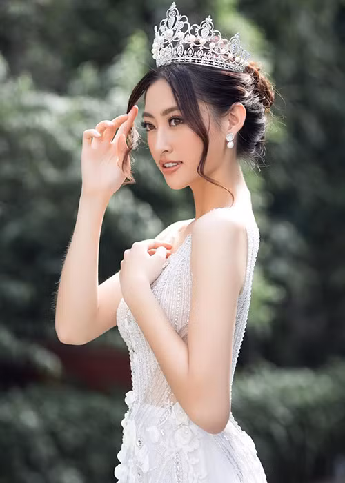 Với những gì Lương Thùy Linh đã thể hiện, cộng đồng fan sắc đẹp hoàn toàn tin tưởng khả năng làm nên chuyện của cô.