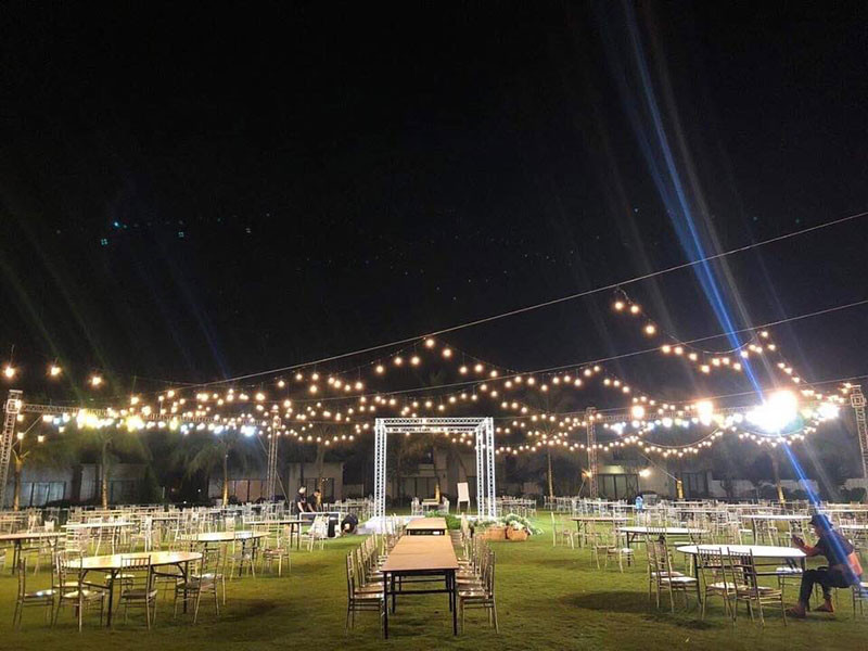 Khu resort đóng cửa hoàn toàn trong vòng 48 giờ để phục vụ riêng cho đám cưới.