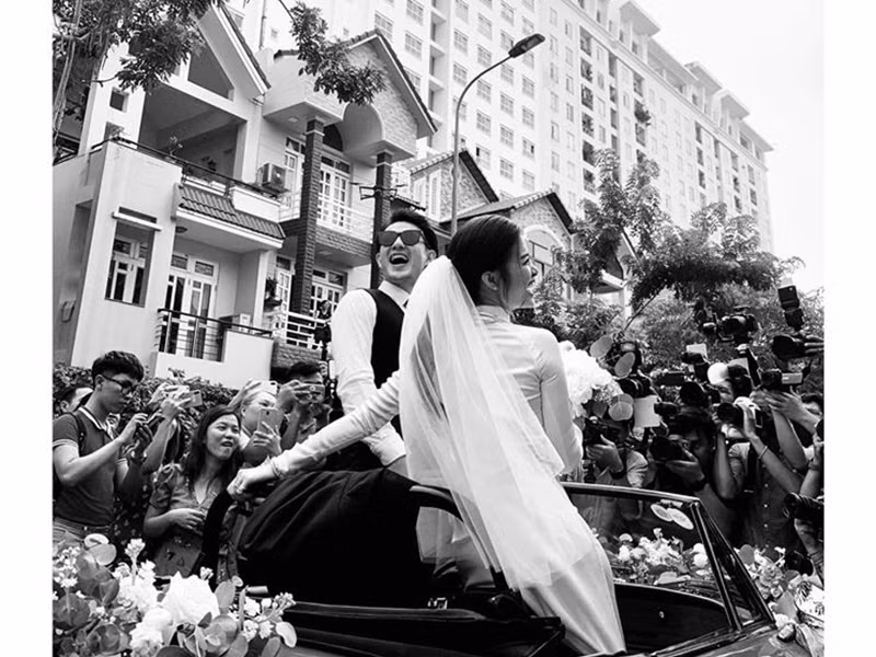 Đông Nhi chia sẻ về ngày vu quy: "Cám ơn ông trời đã cho chúng con tìm thấy nhau".