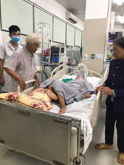 2 nam that lac, bo me o Binh Phuoc tim thay con gai dang hon me tai Ha Noi-Hinh-3