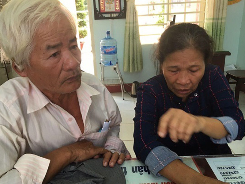 2 nam that lac, bo me o Binh Phuoc tim thay con gai dang hon me tai Ha Noi-Hinh-2