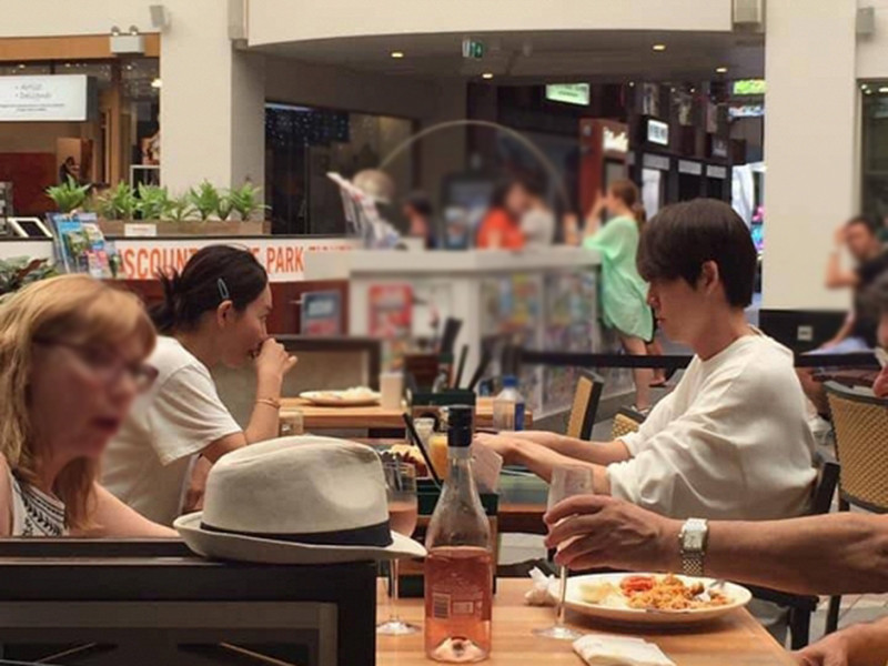 Trong 2 năm qua, cặp đôi vẫn dành thời gian đi du lịch cùng nhau.