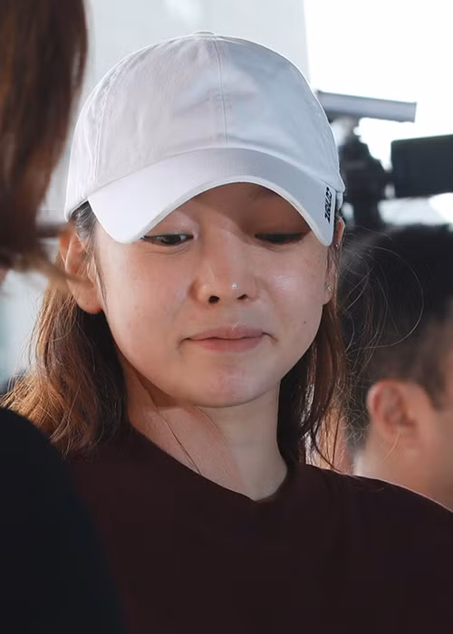 Goo Hara đưa ra chứng cứ về việc cô bị tình cũ đánh đến mức chảy máu tử cung.