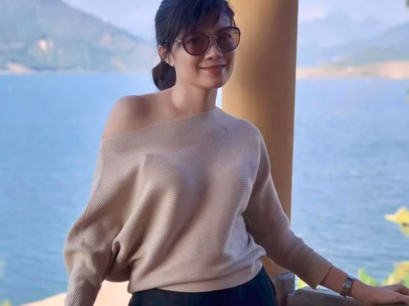 Tháng 1/2016, Diệp Anh rời VTV sau 16 năm gắn bó. Quyết định của cô là một cú sốc cực lớn đối với tất cả những người thân trong gia đình. Bố chồng và bố đẻ của Diệp Anh đều rơi nước mắt, mẹ đẻ và mẹ chồng thì lo lắng.