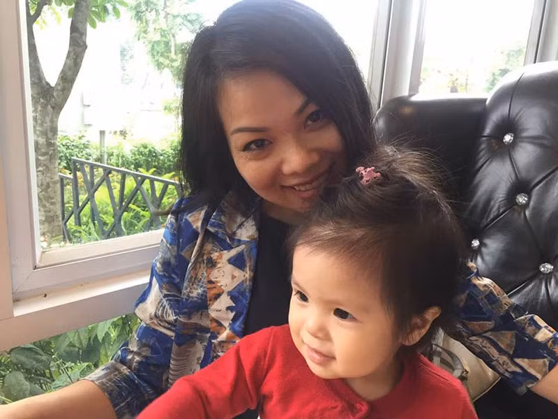 ...Mà mẹ cháu cũng phải nói thật là, mẹ cháu tự nhận thấy mình khó mà cả “giỏi việc nước, đảm việc nhà”. Quỹ thời gian là có hạn, nếu làm việc này nhiều thì giảm bớt việc kia đi thôi”, Bạch Dương nói.