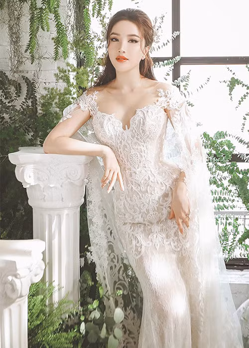 Tuy nhiên, khi suy nghĩ kỹ, Bảo Thy nhận thấy đã đến lúc cô cần sống cho riêng mình. Vì vậy, một năm qua, nữ ca sĩ ít nhận show để có thời gian trau dồi bản thân, chuẩn bị cho việc làm vợ, làm mẹ. Ảnh: Bí mật showbiz