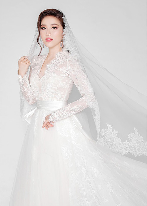 Ngoài xác nhận chuyện kết hôn, Bảo Thy còn chia sẻ bộ ảnh cưới đẹp lung linh của mình. Ảnh: Bí mật showbiz