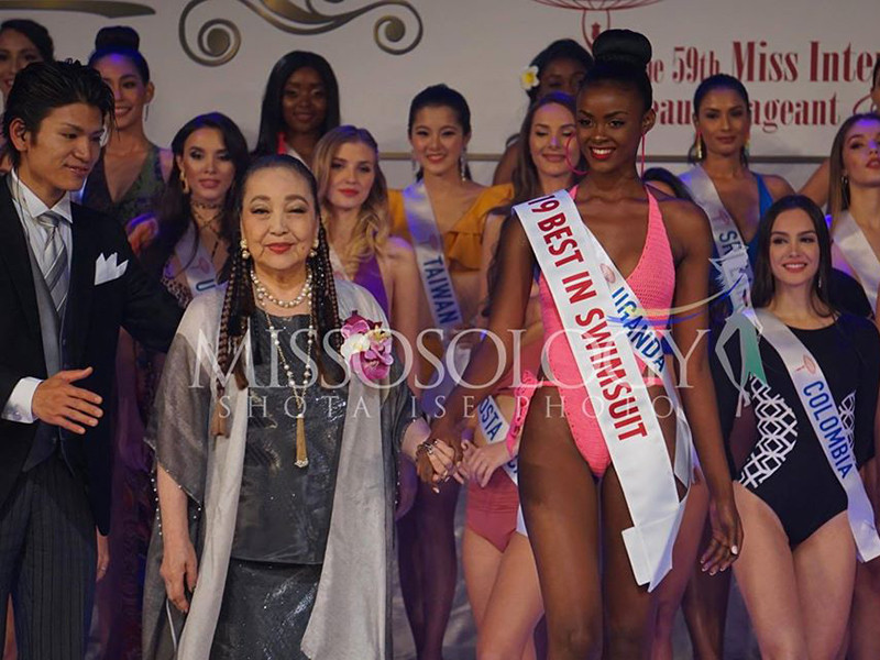 Trong chung kết, ban tổ chức còn trao các giải thưởng phụ. Đại diện Uganda giành giải Thí sinh trình diễn trang phục áo tắm đẹp nhất. Đại diện Venezuela đoạt giải Thí sinh trình diễn trang phục dạ hội đẹp nhất. Giải Hoa hậu ảnh thuộc về thí sinh đến từ Guadeloupe.