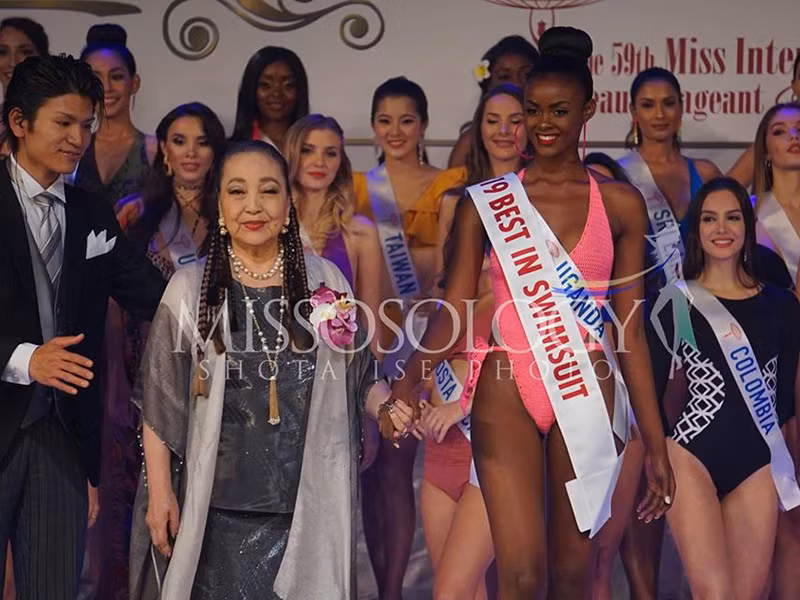 Trong chung kết, ban tổ chức còn trao các giải thưởng phụ. Đại diện Uganda giành giải Thí sinh trình diễn trang phục áo tắm đẹp nhất. Đại diện Venezuela đoạt giải Thí sinh trình diễn trang phục dạ hội đẹp nhất. Giải Hoa hậu ảnh thuộc về thí sinh đến từ Guadeloupe.