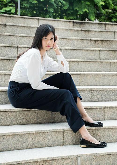 Gu thời trang của người đẹp Thái Lan cách đây 2 năm được đánh giá trẻ trung.