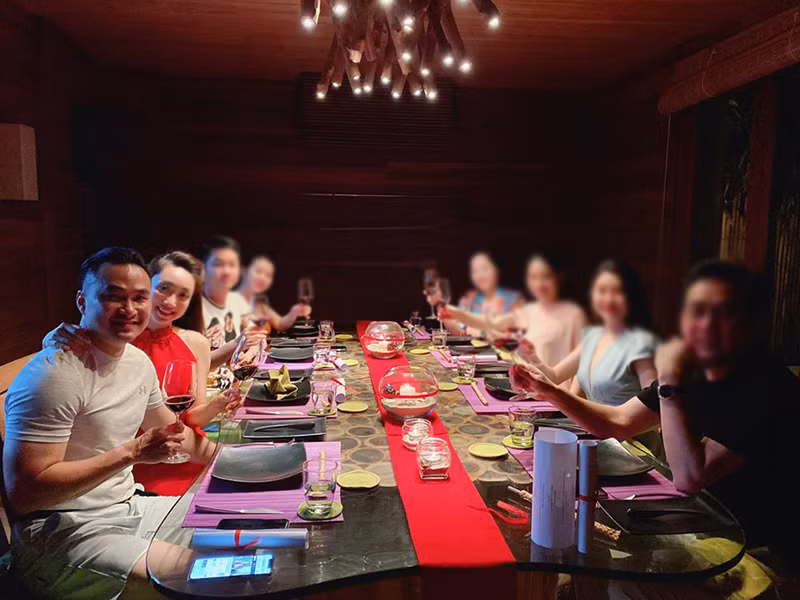 Hậu công khai tình cảm, Chi Bảo và Thùy Chang ngày càng dính như sam.