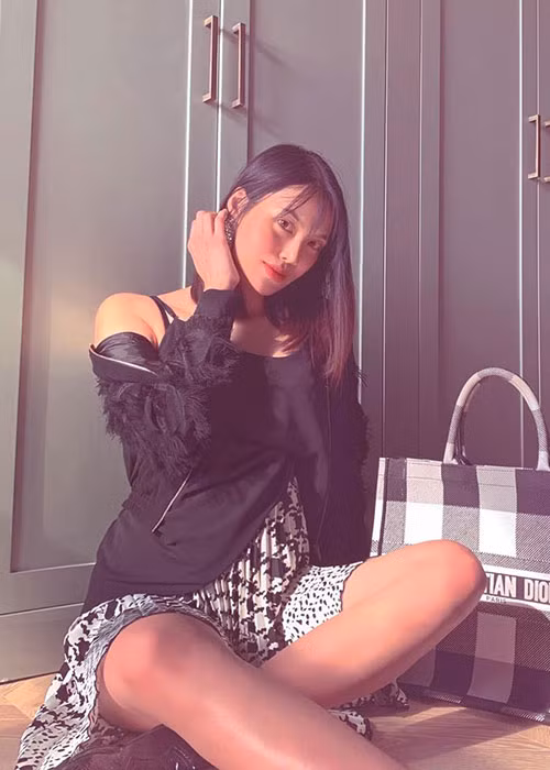 Lan Khuê cũng là khách mời đám cưới Bảo Thy.