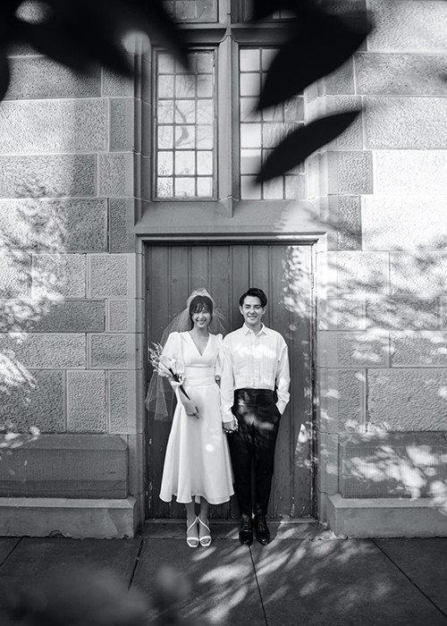 Nhiều người tò mò vì sao Đông Nhi chiếm trọn trái tim Ông Cao Thắng - một công tử nhà giàu.