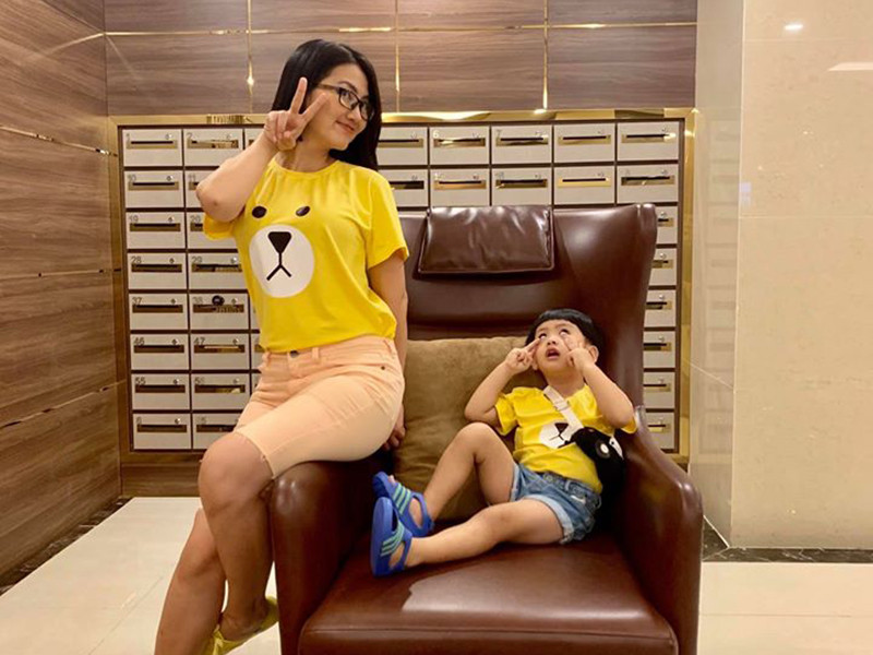 Ngọc Lan và Thanh Bình cùng nhau chăm sóc con trai dù cả hai không còn sống chung.