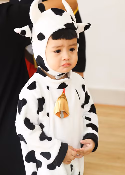 Bé Louis lớn phổng phao so với bạn bè cùng trang lứa.