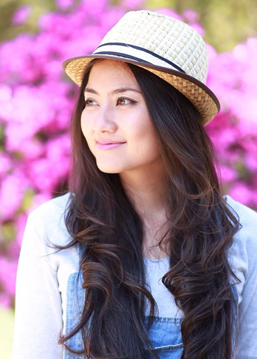 Nói về lễ đính hôn này, Ngọc Lan cho biết, cả hai sẽ làm lễ cưới giản dị trong nhà thờ, sau đó tổ chức tiệc cưới ở Phan Thiết hoặc Nha Trang.