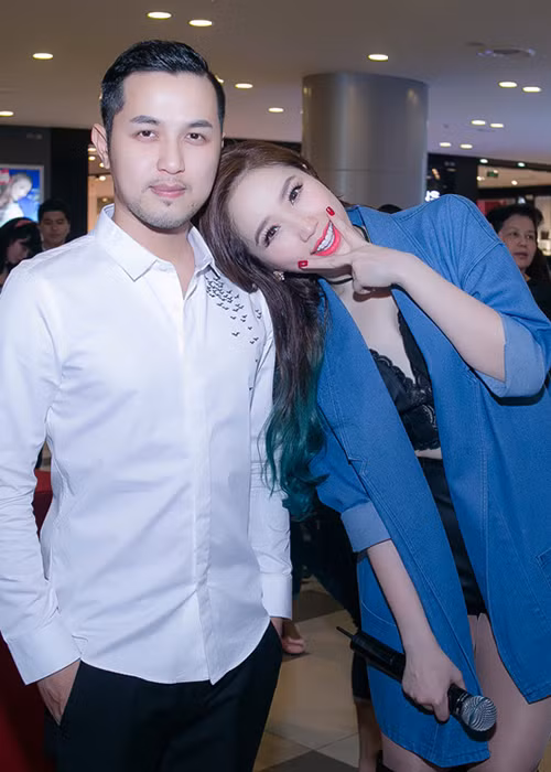 Ngoài doanh nhân Phan Lĩnh, Thế Bảo - anh trai của Bảo Thy cũng là người chiều chuộng cô. Ảnh: Vietnamnet