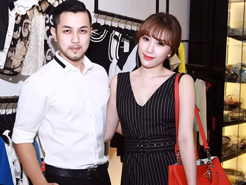 Không ít lần, Thế Bảo tháp tùng em gái trong các sự kiện giải trí. Ảnh: Khám phá