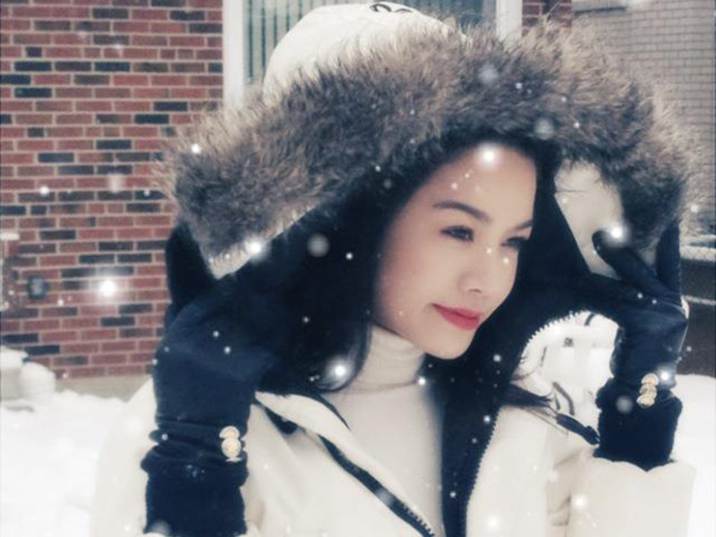 Nhật Kim Anh dần vượt qua cú sốc mối tình đầu tan vỡ. Sau này, cô yêu một diễn viên.