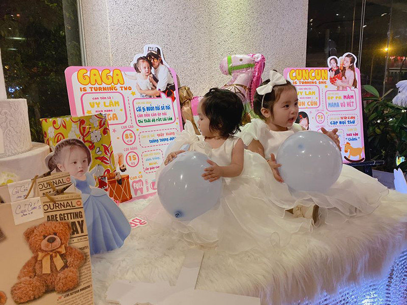 Ngay khi vừa lộ diện, con gái đầu lòng của Hoài Lâm khiến người hâm mộ phải xuýt xoa vì đáng yêu.