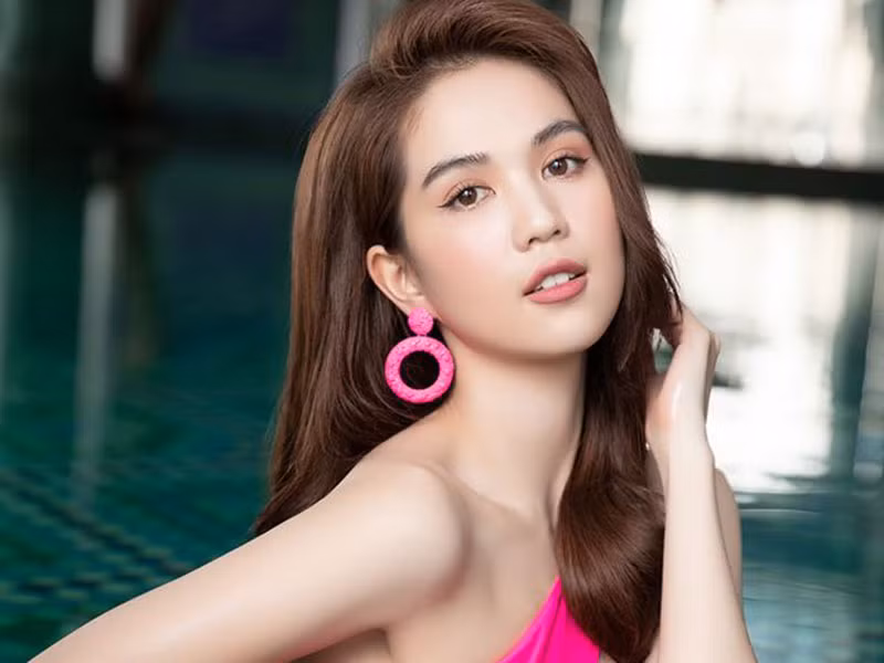 Đến nay, Ngọc Trinh chưa thoát mác "nữ hoàng nội y".