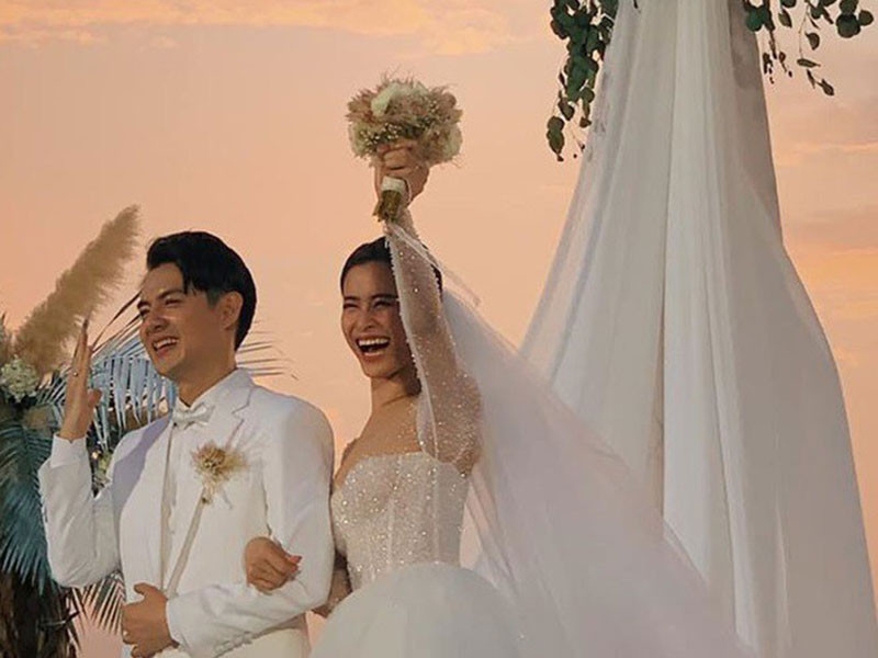 Dong Nhi bat khoc, Ong Cao Thang noi yeu vo trong hon le-Hinh-5