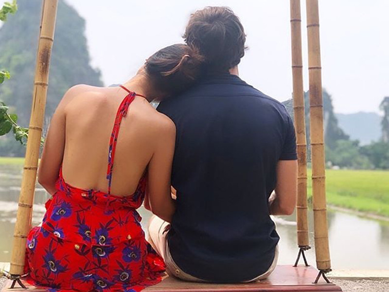 Hoàng Oanh tiết lộ bạn trai yêu thương gia đình của cô.