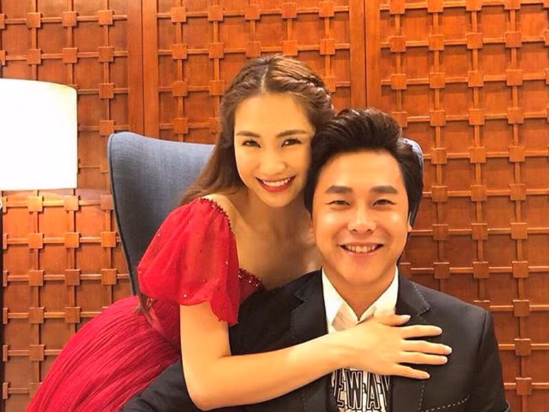 Hoa Minzy lo dien giua tin don sinh con cho ban trai thieu gia-Hinh-2