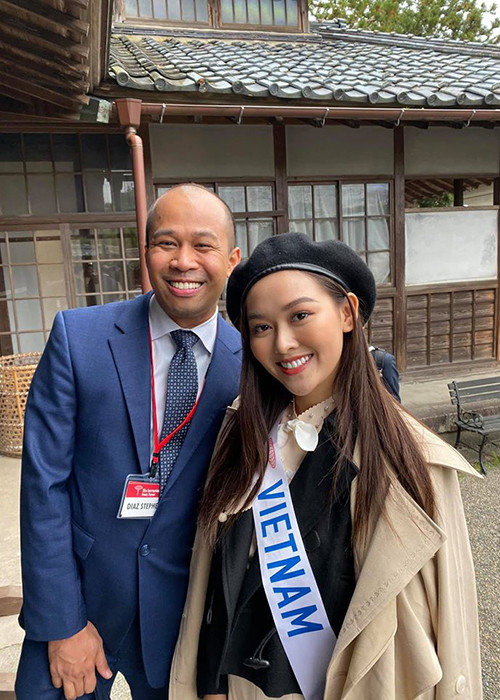 Tường San gửi lời cảm ơn đến ban tổ chức cuộc thi. "Tôi rất may mắn khi gặp được những con người thân thiện", đại diện Việt Nam chia sẻ.