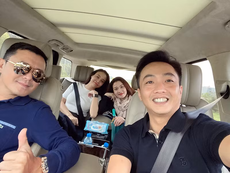 Sau khi kết hôn, Đàm Thu Trang một số lần vướng nghi vấn mang bầu. Tuy nhiên, cô phủ nhận tin đồn bầu bí.