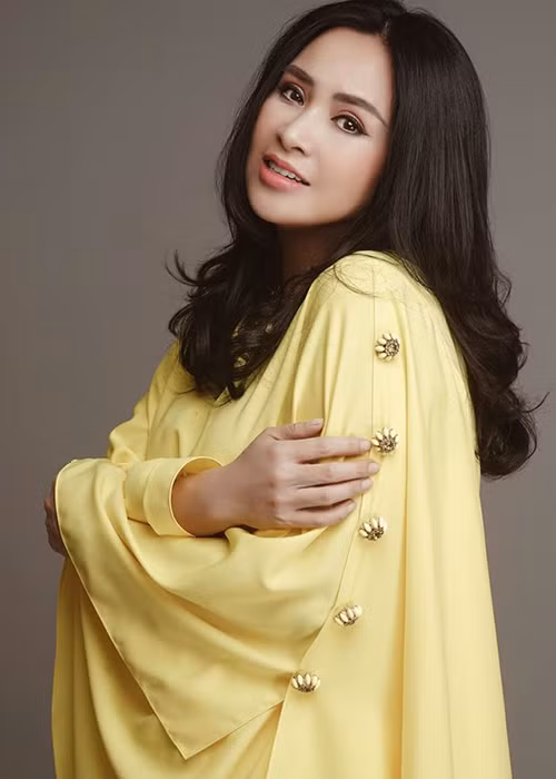 "Tôi có làm, nhưng chỉ một chút xíu cho mình xinh xắn hơn thôi", diva chia sẻ trên báo Tổ quốc.