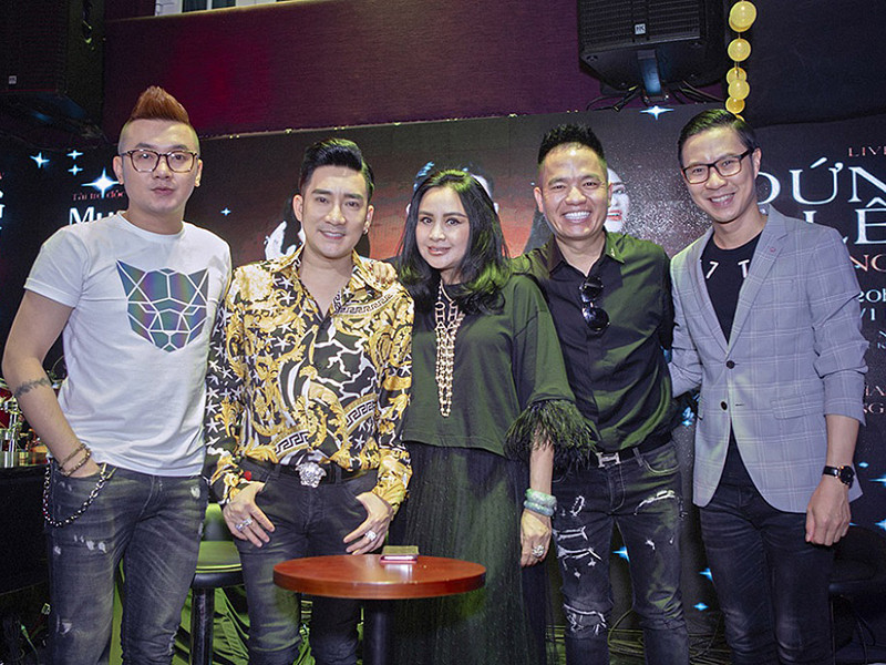 Trên trang cá nhân, diva tiết lộ cô duy trì thói quen sinh hoạt điều độ, tập thiền và tìm đến công nghệ trẻ hóa da. Ảnh: Thế giới người nổi tiếng