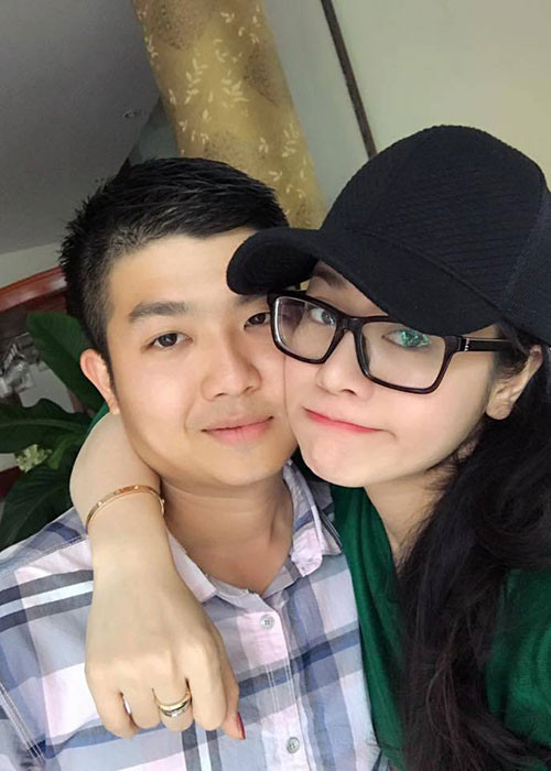 Phía Bửu Lộc muốn con trai sống cùng bố và gia đình nội để có được sự chăm sóc tốt nhất.