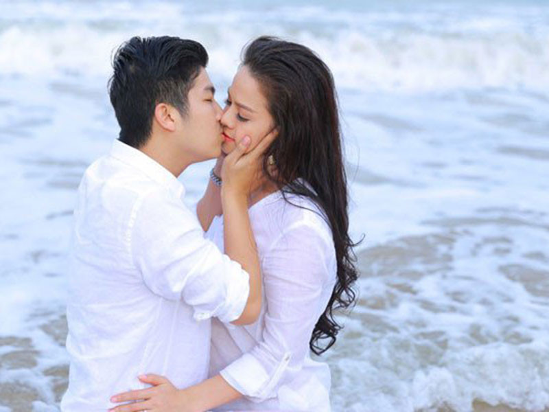 Nhật Kim Anh từng khen chồng thông minh, có lòng thương người, rất hiếu thảo.