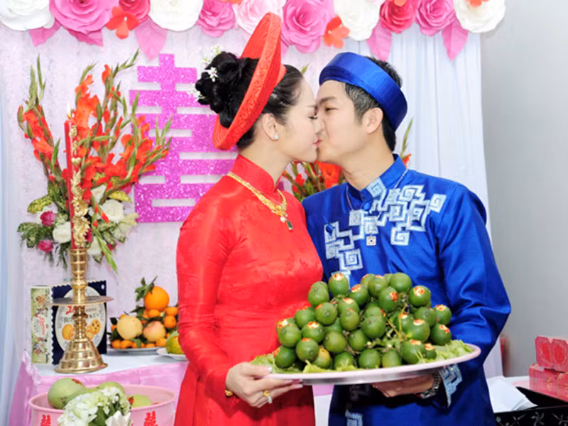 Trước khi ly hôn và gây ồn ào, Nhật Kim Anh và Bửu Lộc từng có khoảng thời gian vô cùng ngọt ngào.