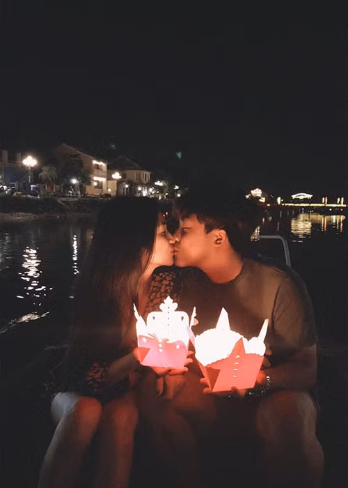 "Hải vẫn luôn ở phía sau để khi nào Hòa mệt mỏi thì dựa vào", nữ ca sĩ chia sẻ.