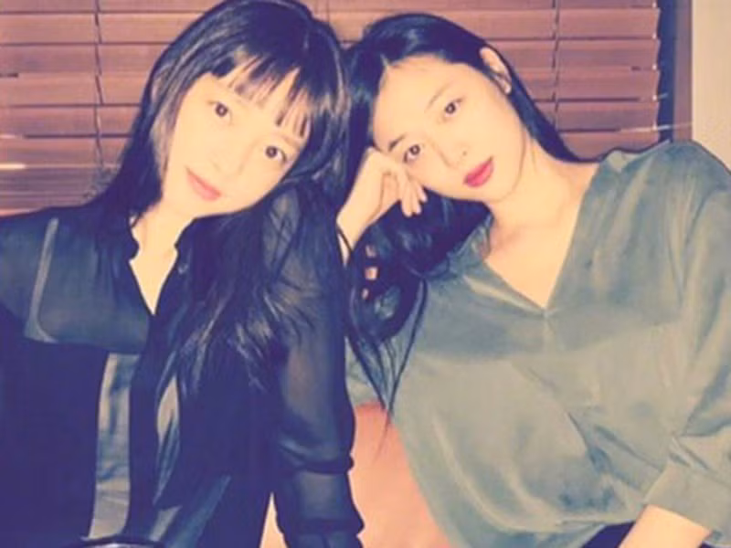 Người hâm mộ đau lòng khi Sulli và Goo Hara chọn cách tiêu cực để giải quyết những muộn phiền trong cuộc sống.