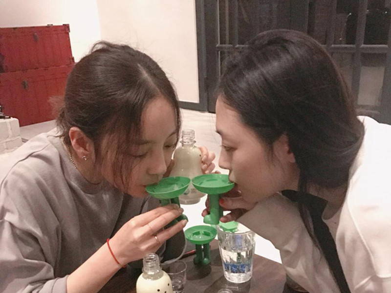 Sulli từng bị phản đối khi yêu Choiza còn Goo Hara bị bạn trai cũ đánh đập.