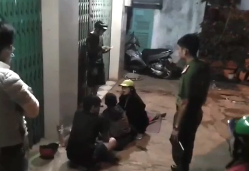 Co giao ky thi cha me don than: Bo GD-DT du chuyen gay buc xuc du luan?-Hinh-4