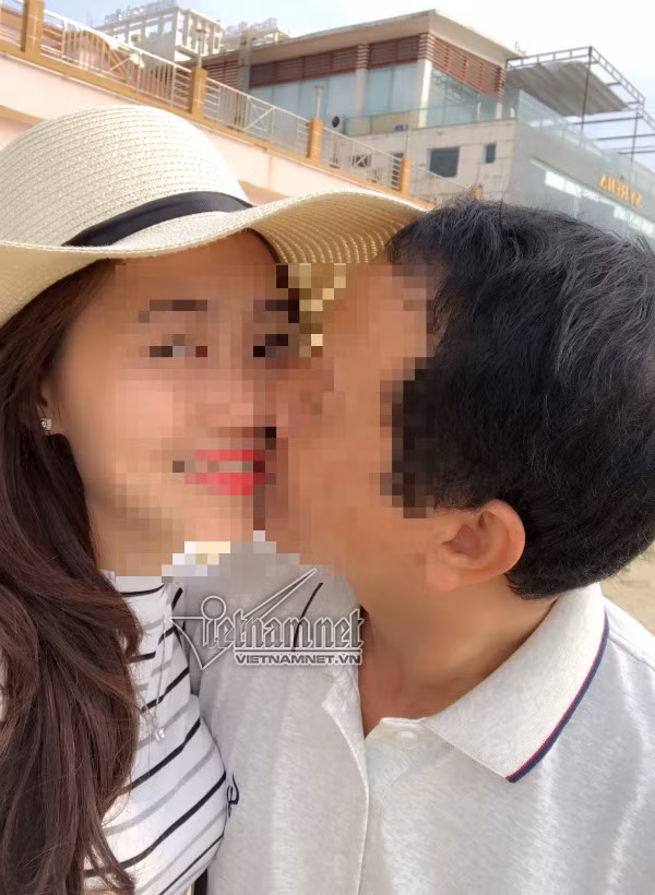  Quan hệ với vợ người khác, Phó bí thư Thành ủy Kon Tum bị cảnh cáo: Ngày 5/8/2019, UB kiểm tra Tỉnh ủy Kon Tum đã có công văn cung cấp thông tin về việc ông Phạm Minh Xem, Phó bí thư Thường trực Thành ủy, Chủ tịch HĐND TP Kon Tum bị tố có quan hệ tình cảm với phụ nữ đã có chồng.