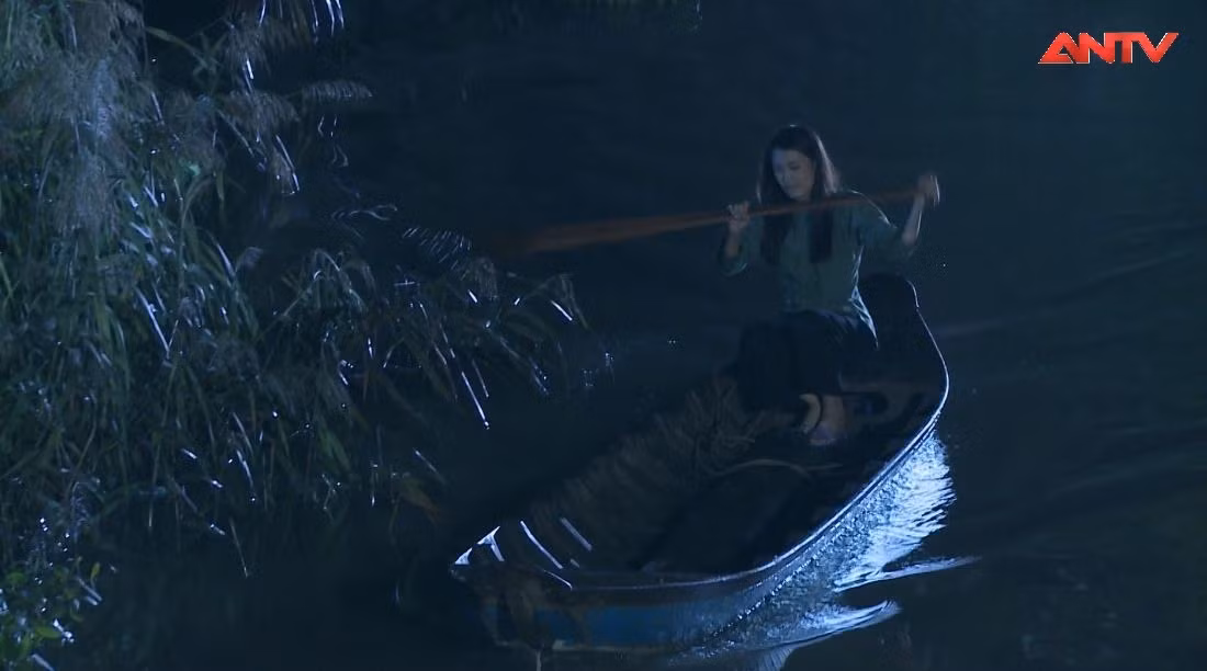 Cảnh phim trong "Con gái ông trùm" khiến đạo diễn Nguyễn Hoàng Trung xúc động nhất.