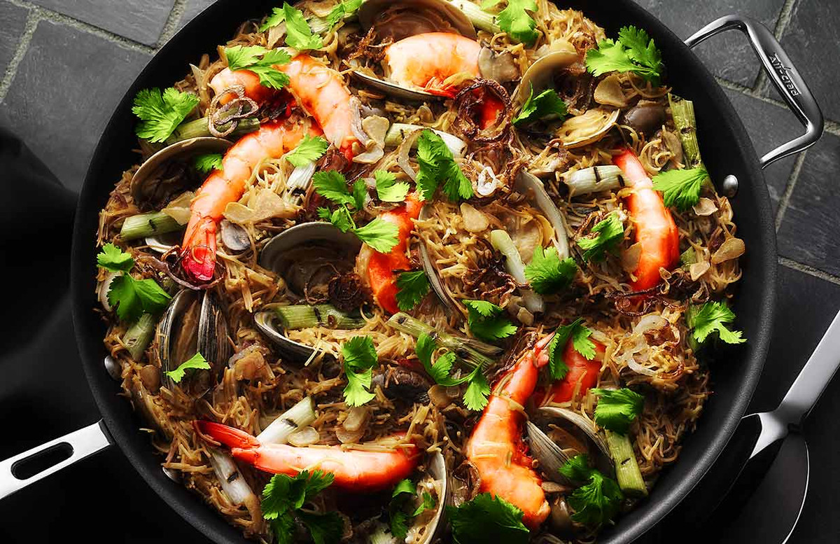  Ăn thực phẩm nhà làm để tăng thêm 10 năm tuổi thọ Hãy ngừng ăn đồ ăn nhanh, đồ ăn ngọt có chứa đường và các loại snack không có lợi cho sức khỏe. Thực phẩm tự chế biến là nguồn nhiên liệu tốt nhất cho cơ thể bạn.