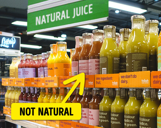 Nước trái cây đóng hộp không thể 100% tự nhiên Để giữ cho nước ép tươi trong một thời gian dài, hoa quả sẽ được khử oxy. Nhưng quá trình này lại làm mất hương vị và mùi vị tự nhiên của nó. Đó là lý do tại sao các nhà sản xuất thêm hương liệu và các phụ gia thực phẩm khác.