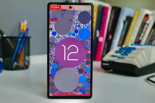 Điện thoại có thể dịch và tự động dự đoán ngôn ngữ chính xác hơn. Thêm nữa, smartphone và phần mềm sẽ được thiết kế để hòa nhập hơn, phù hợp với các ngôn ngữ, các nhóm người khuyết tật, giới tính và chủng tộc khác nhau.