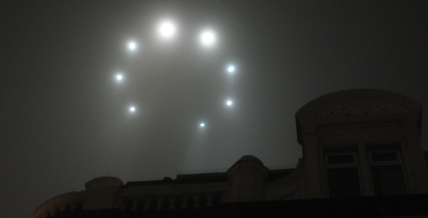 Tại một lễ hội ở Teltown, trên tàu Blackwater, Congalach và toàn bộ đoàn tùy tùng của ông đang vui vẻ thì bỗng nhìn thấy một sinh vật với hình dáng giống con người đang chồm ra giữa không trung.