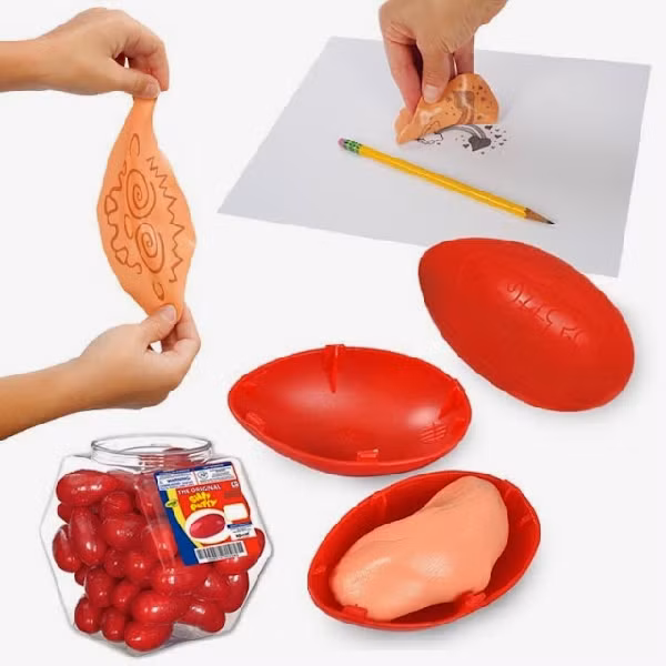 Trong một lần thử đặc tính của dầu silicon vào năm 1943, Wright cho thêm boric acid vào hợp chất ban đầu. Kết quả cho ra là một thứ chất nhầy nhụa, có khả năng nảy cao và ý tưởng về đồ chơi mới cho trẻ em đã ra đời.