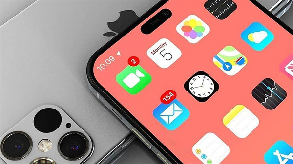Ông Kuo cũng cho biết thêm, iPhone 14 Max sẽ có giá dưới 900 USD (tương đương 20,47 triệu đồng). Đây sẽ là sản phẩm thay thế iPhone Mini với màn hình 6,7 inch giống iPhone Pro Max nhưng có giá phải chăng hơn nhiều.