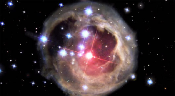 Sao neutron được hình thành từ những gì còn sót lại do sự sụp đổ của một ngôi sao lớn sau các vụ nổ siêu tân tinh - còn gọi là sao siêu mới. Vụ nổ siêu tân tinh diễn ra trong giai đoạn cuối của quá trình tiến hóa một ngôi sao.