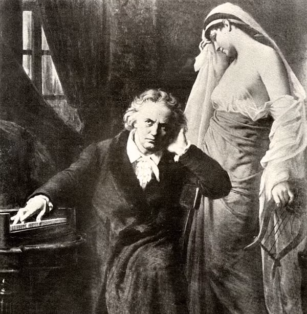 Bộ não của ông được mô tả là sở hữu "các nếp gấp phóng đại". Ngoài ra, các chất lỏng trong hộp sọ và một số màng bên trong tâm thất trái dày lên cho thấy ông có thể đã bị teo não ở một mức độ nào đó. Hộp sọ cũng được mô tả là "sở hữu độ dày bất thường".